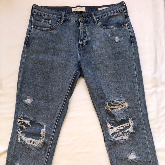 Boyfriend Jeans - Picture 2 of 4